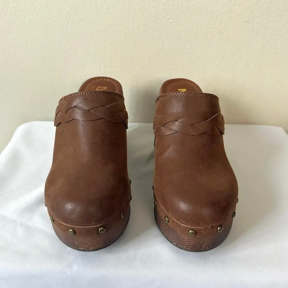 MIA Ravine Platform Clogs Size 7 Brown Studded Braided Faux Leather Chunky